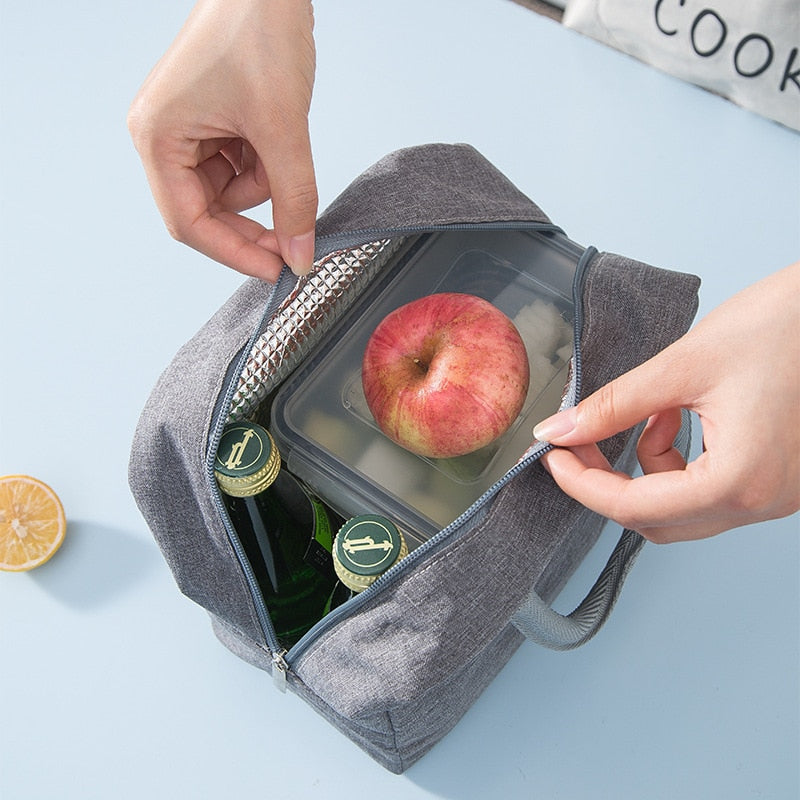 Panda Tote2Go: Compact and Versatile Lunch Bag for Work, School, and Picnics