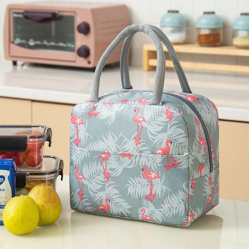 Panda Tote2Go: Compact and Versatile Lunch Bag for Work, School, and Picnics